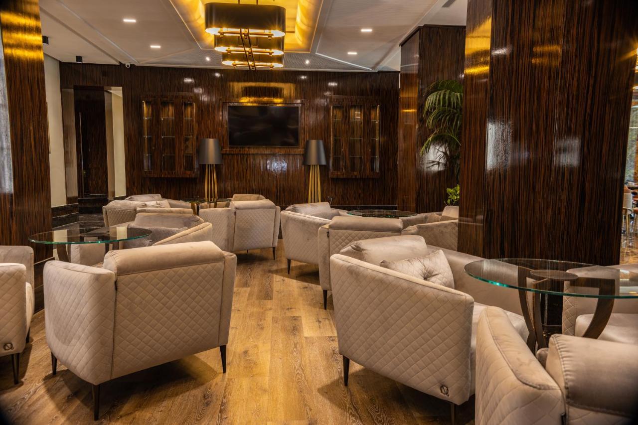 Hotel Golden Palace Shkodër Екстериор снимка