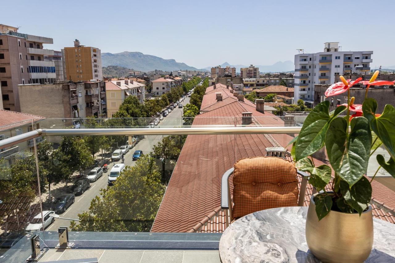 Hotel Golden Palace Shkodër Екстериор снимка