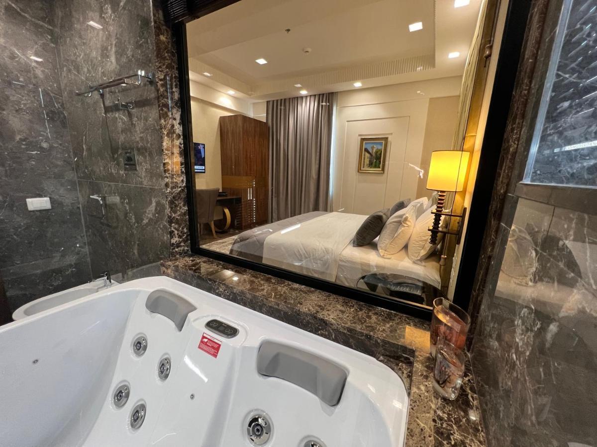 Hotel Golden Palace Shkodër Екстериор снимка