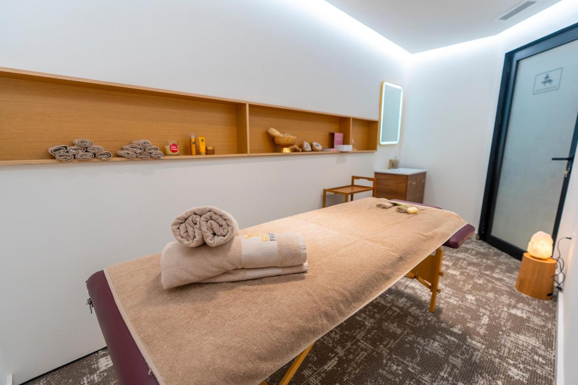 Hotel Golden Palace Shkodër Екстериор снимка